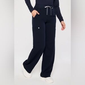 NWT Fabletics High-Rise Wide Leg Scrub Pant Navy L Z9